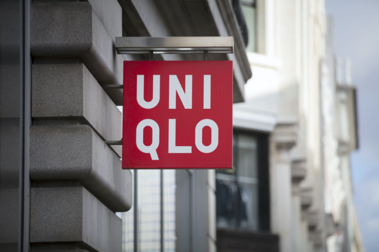 UNIQLO 商品價格追蹤、比價網站，找出歷史高低價差變化