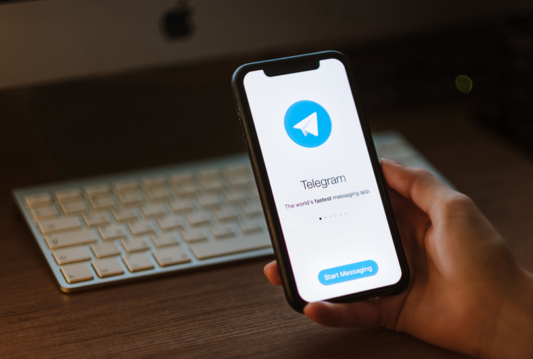 開啟 Telegram 兩步驟驗證，手機接收簡訊後需再輸入靜態密碼才能登入