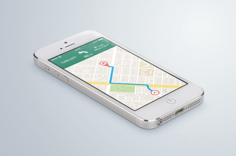 SuperRoute 顯示 Google、Apple 等九種地圖服務導航路線資訊